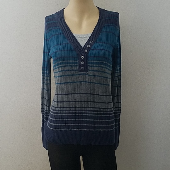 Sonoma lifestyle size Large sweater
